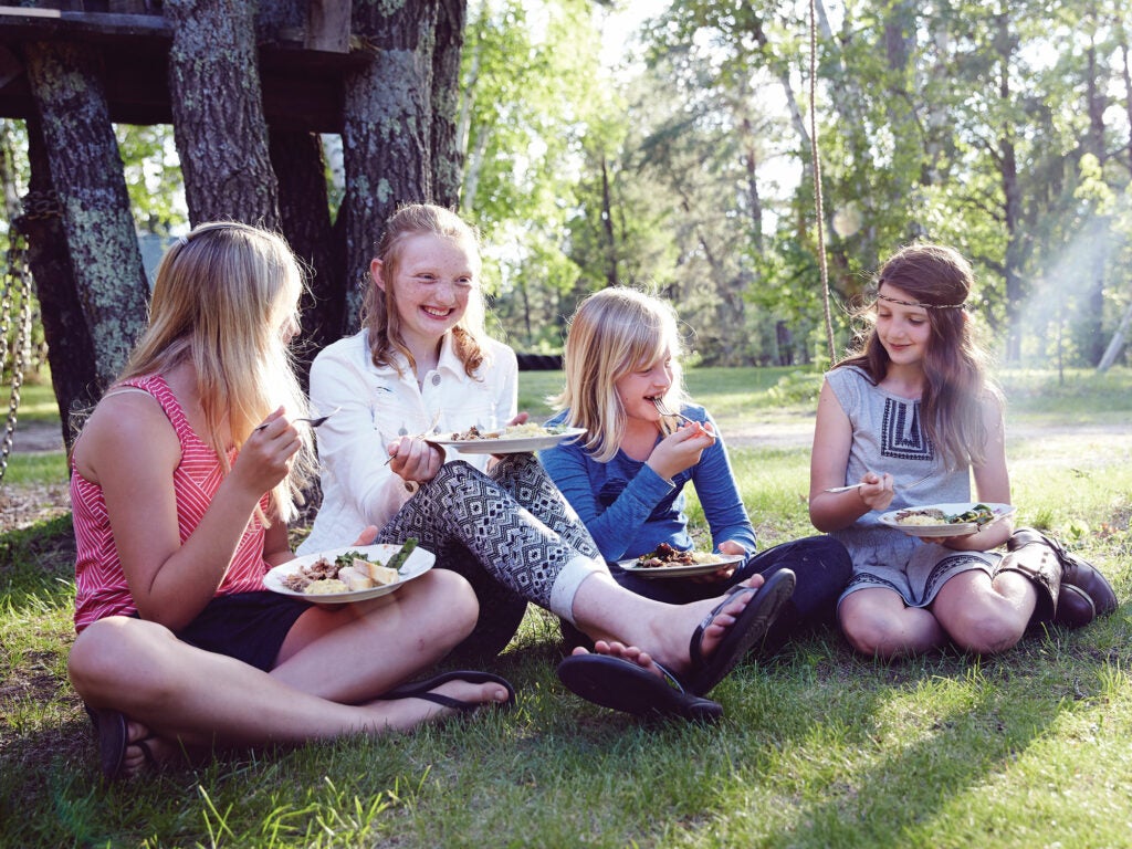 Minnesota, girls, eating, lawn