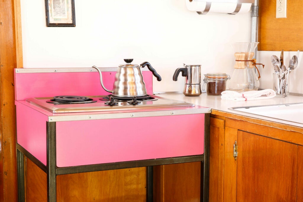 Who wouldn't love a pink stove?