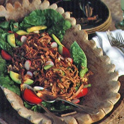 httpswww.saveur.comsitessaveur.comfilesimport2007images2007-04125-10_Shredded_Beef_Salad_with_Chipotle_Dressing_250.jpg