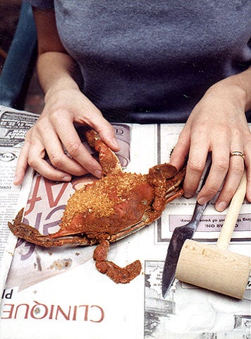 httpswww.saveur.comsitessaveur.comfilesimport2007images2007-1237-How-to-Pick-a-Crab_1.jpg