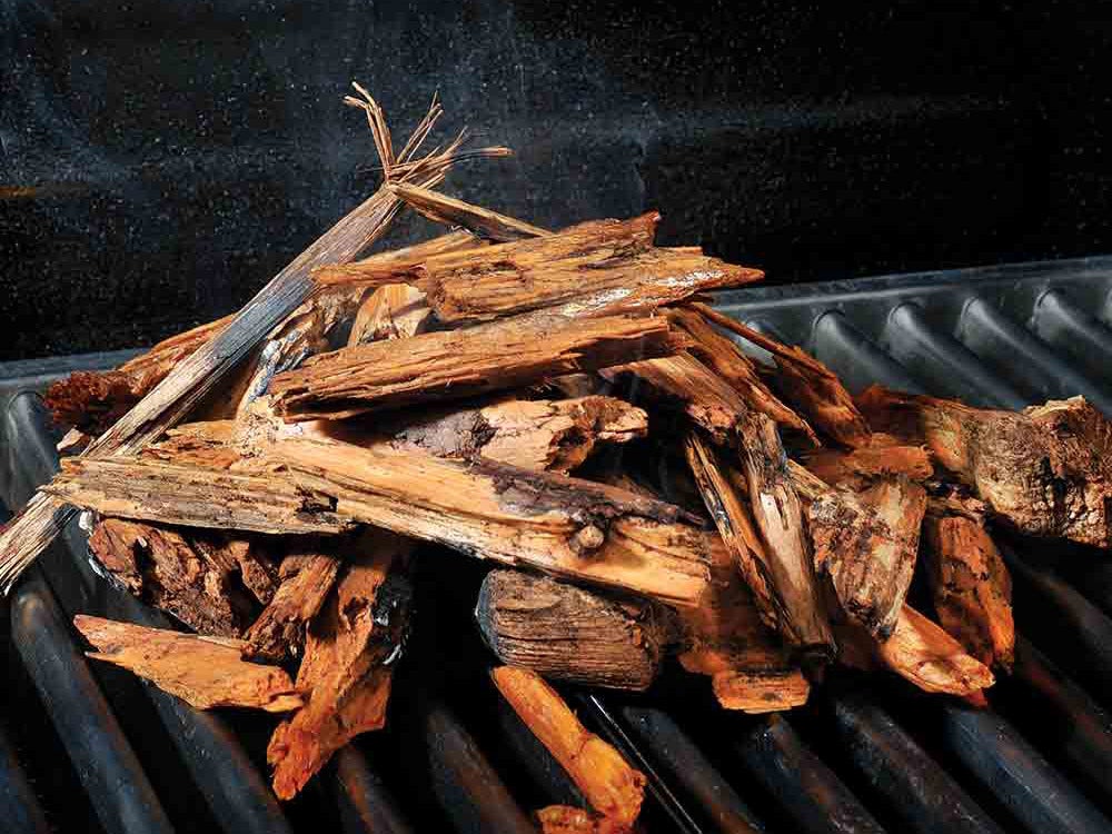 Wood chips on the grill