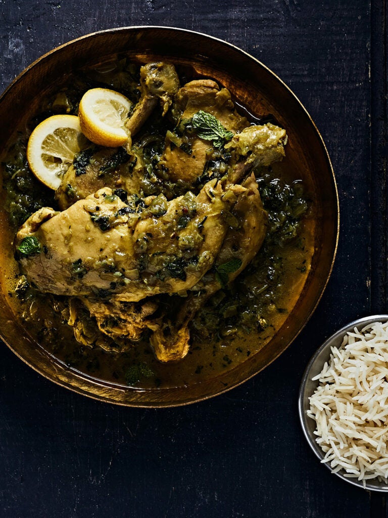 Indian Green Curry Chicken with Black Pepper